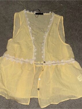Zara Yellow Sheer Lace-Trim Sleeveless Blouse